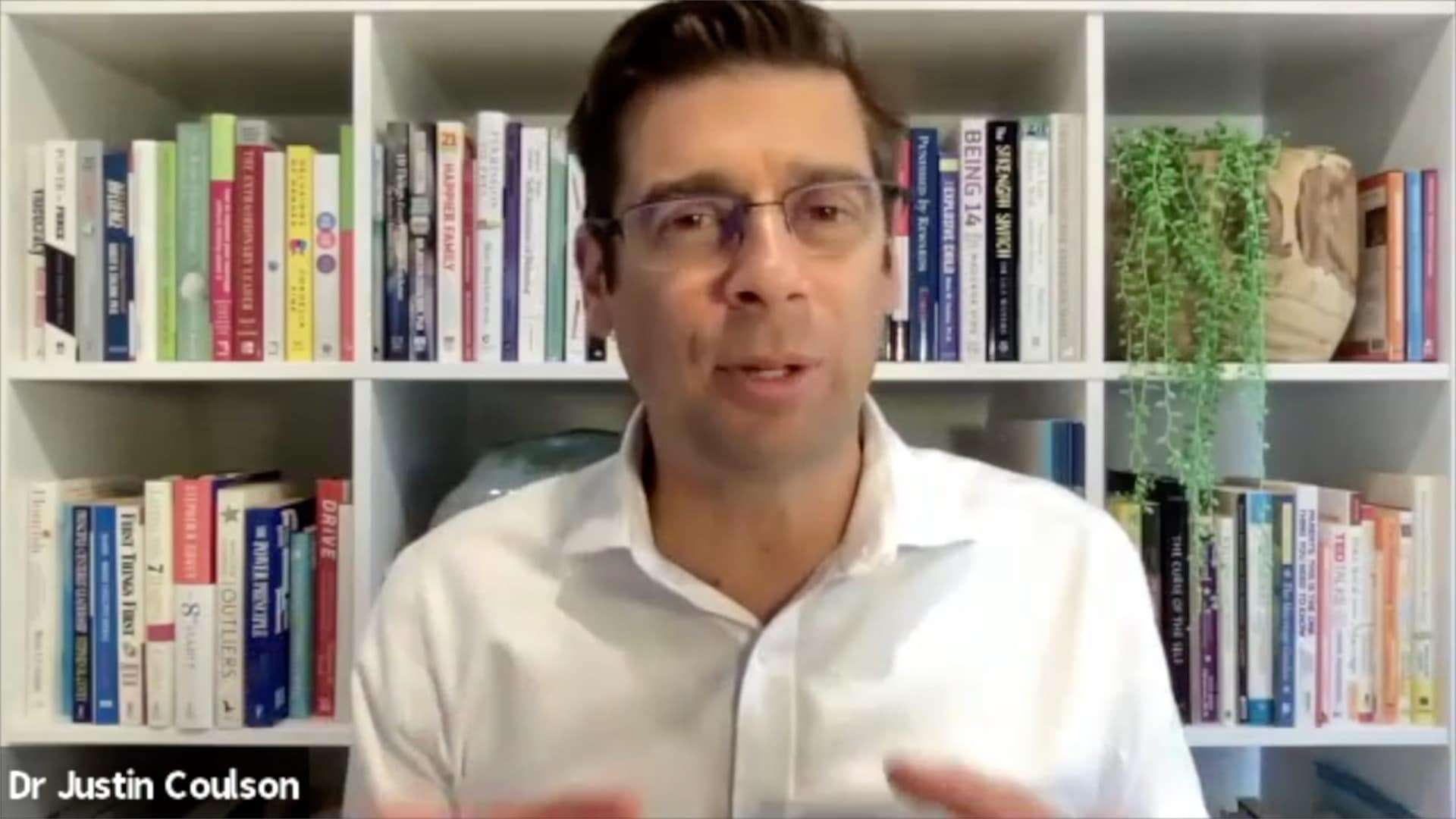 Dr-Justin-Coulson